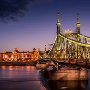 Hotel Danubius Gellert, Budapesta